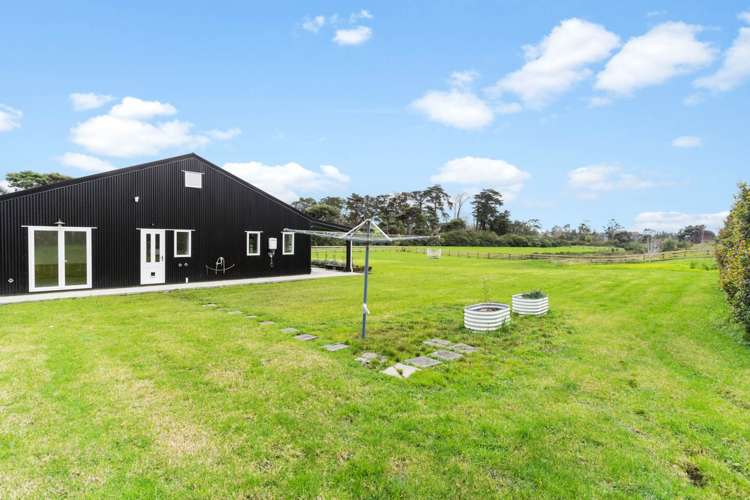 243 Waitakere Road Taupaki_20