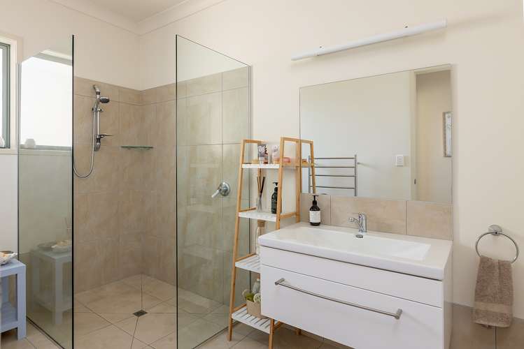 1/239 Lake Ferry Road Martinborough_14