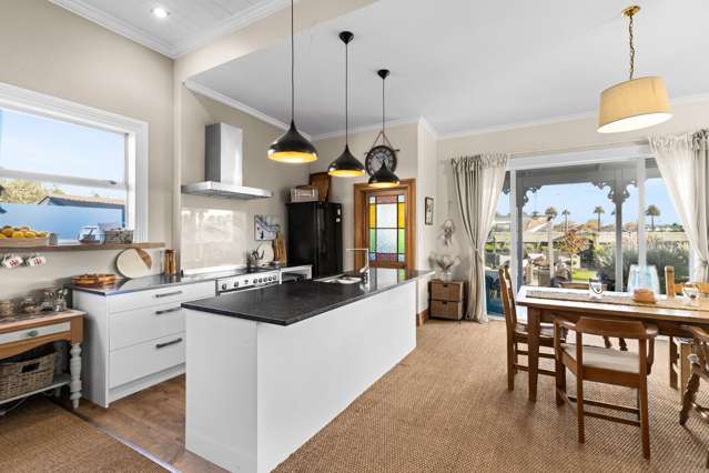 24 Nelson Crescent Napier South_3