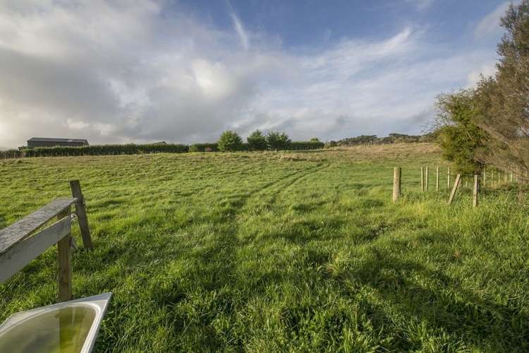 239 Muriwai Valley Road Muriwai_17