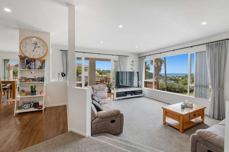 8 Rakau Views Orewa_14