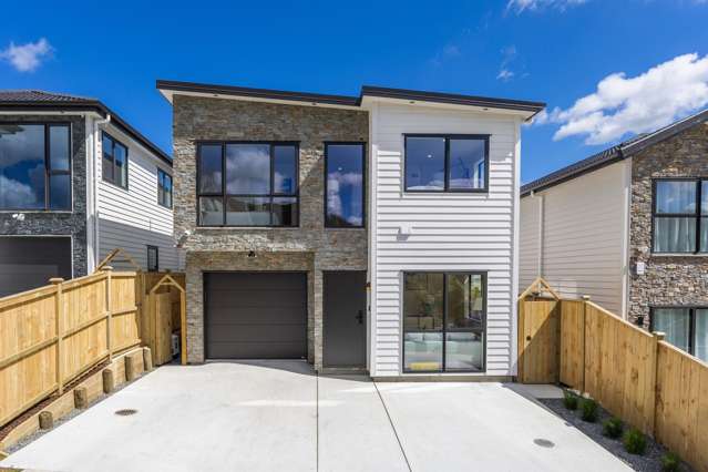 Brand New, Two Legal Kitchens & Multi Living