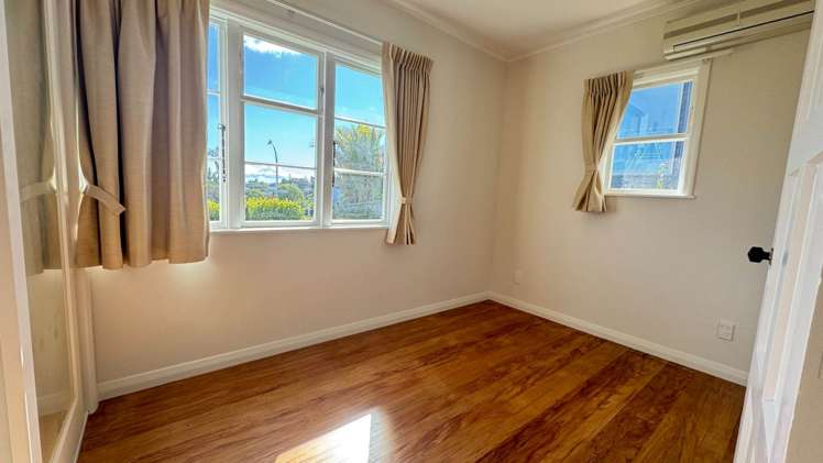 14 Kurahaupo Street Orakei_11