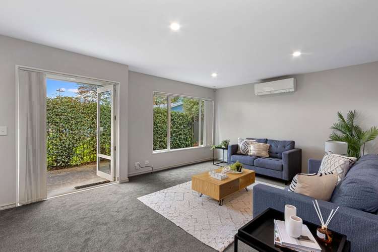 2 Woodfield Lane Redwood_2