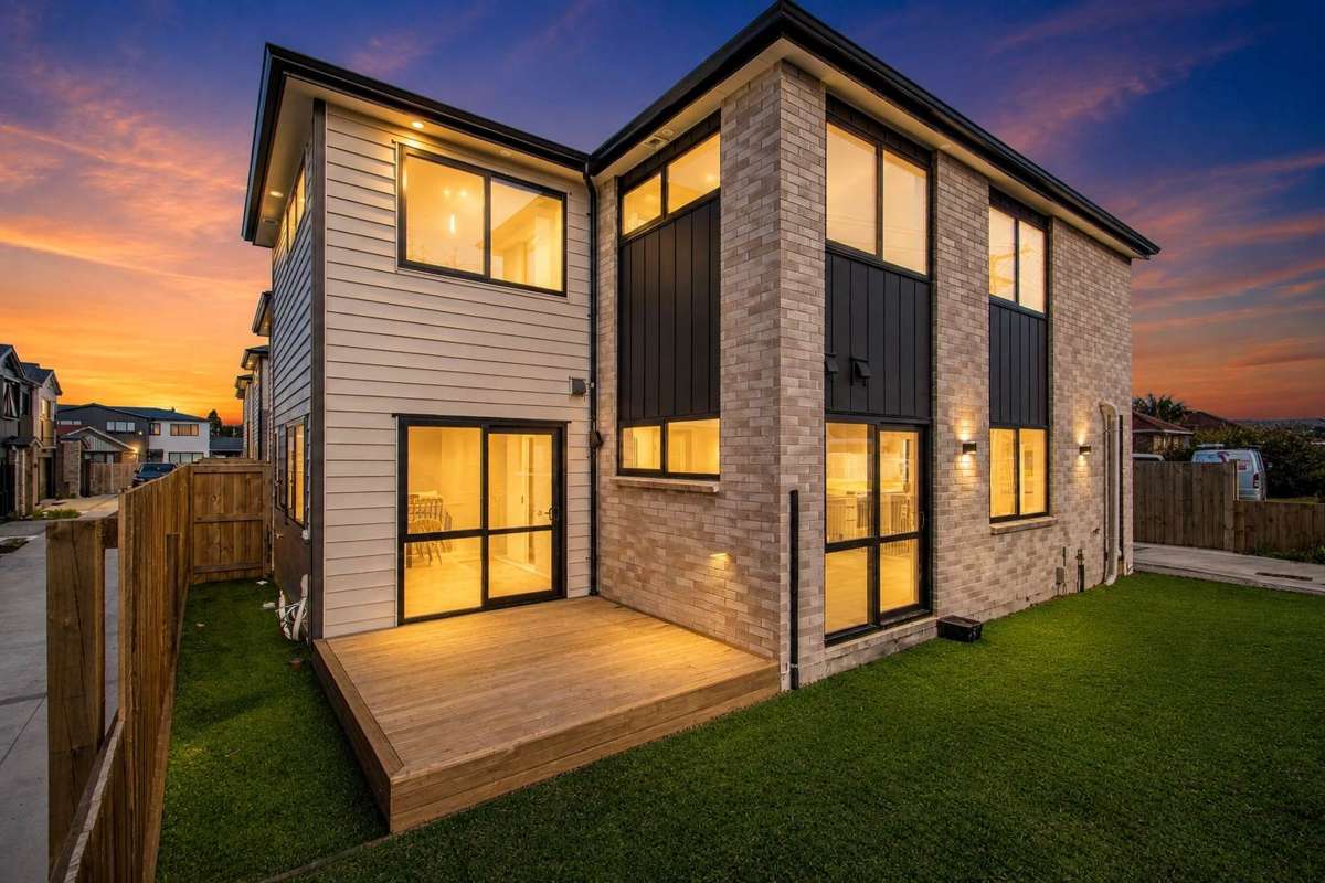 Lot 2-4/27 Sunnyside Crescent_1