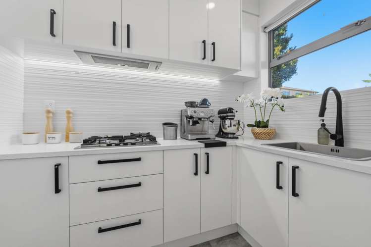 70 Hughs Way Flat Bush_11