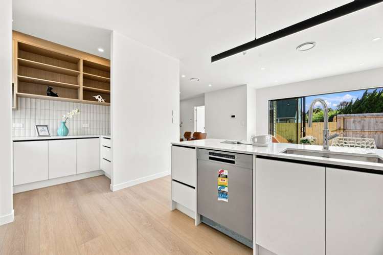 4 Furlough Road Opaheke_7