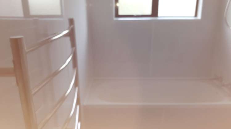 14a Charles Road Hannahs Bay_16