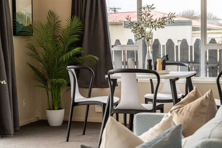 73b Saxbys Road Deanwell_7