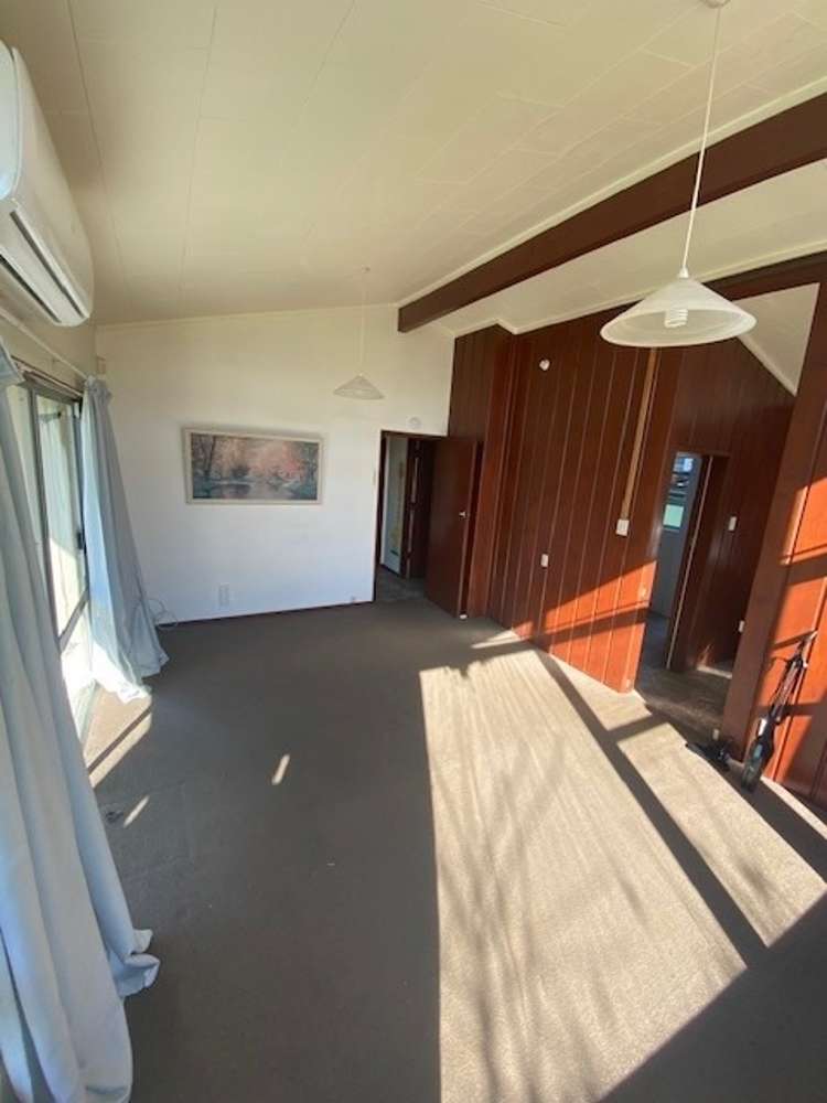 2/8 May Street 1076_2