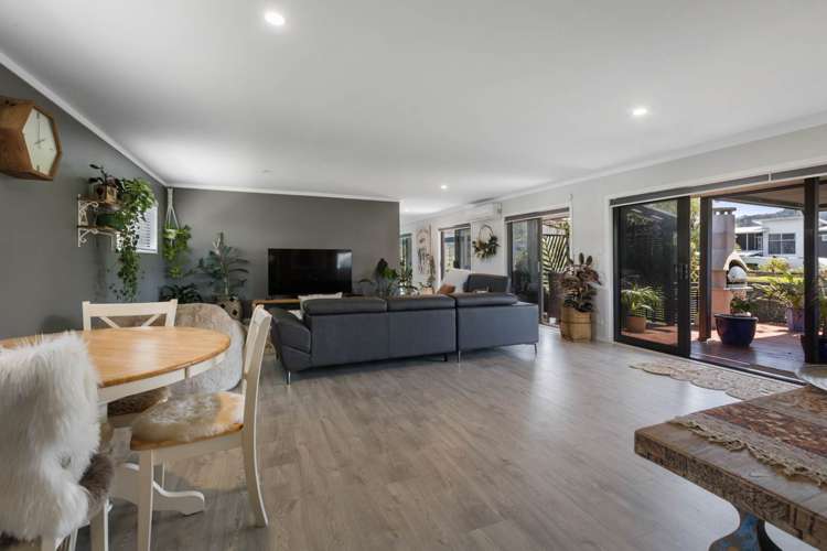 10 Hillview Road Waihi Beach_20