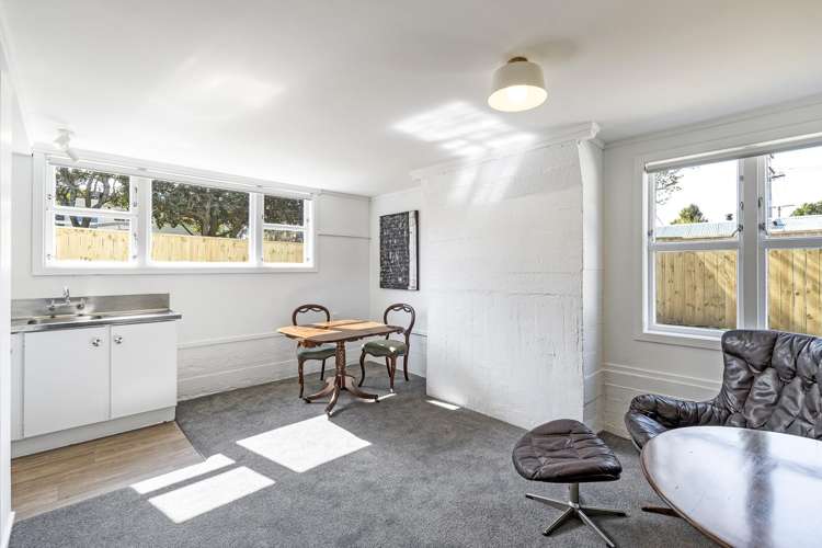 6 Whiteley Street Moturoa_19