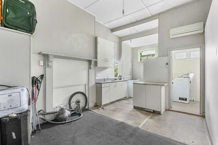 74 Heriot Row North Dunedin_13