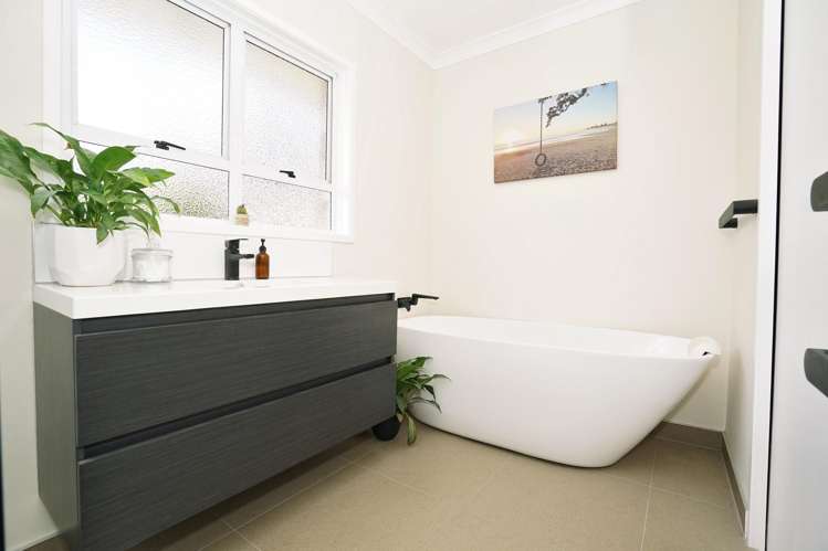 2 Dover Road Saint Andrews_18