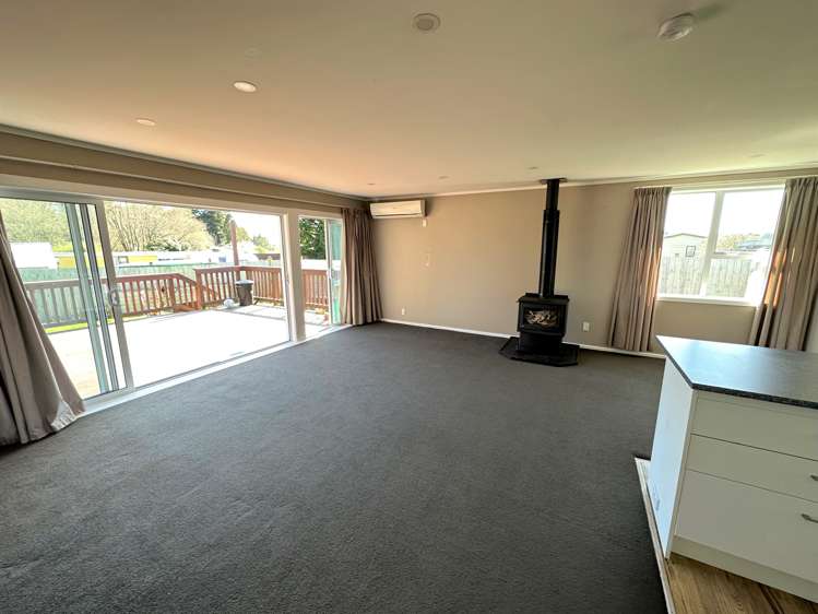 12 Carrington Crescent Tokoroa_7