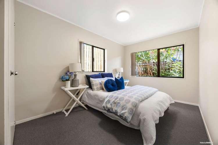 564 Massey Road Mangere_10