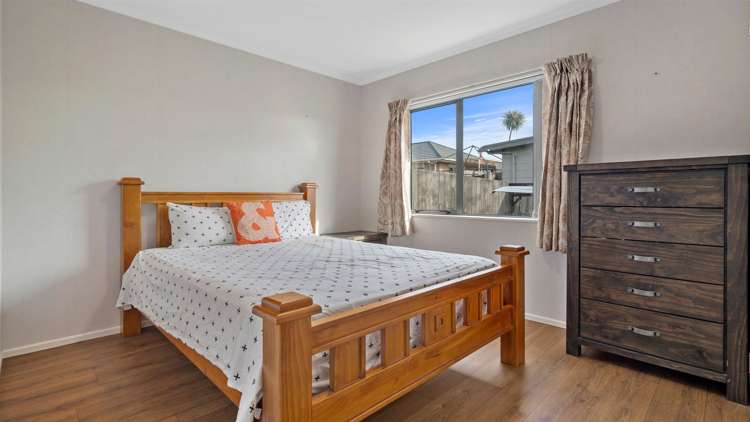 32 Pooles Road Greerton_10