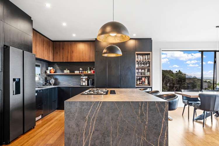 1570 Cove Road Mangawhai_13