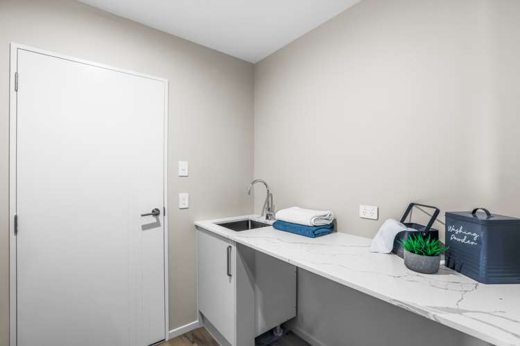 22 Wakeman Drive Lincoln_18