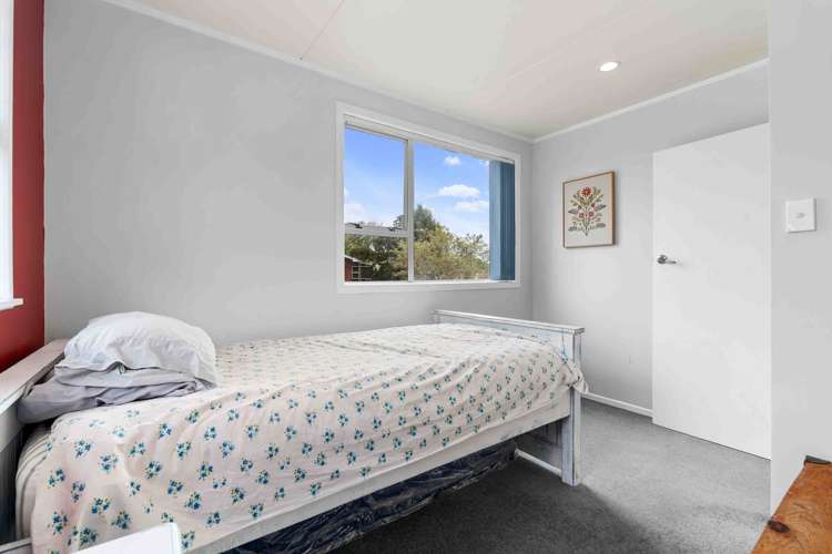 15 Carlton Terrace Westown_17