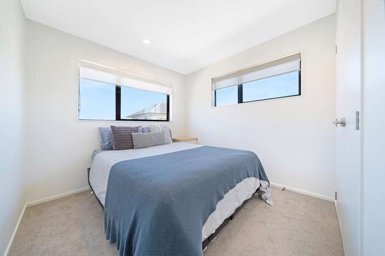 1/17 Rewarewa Road Te Atatu Peninsula_13