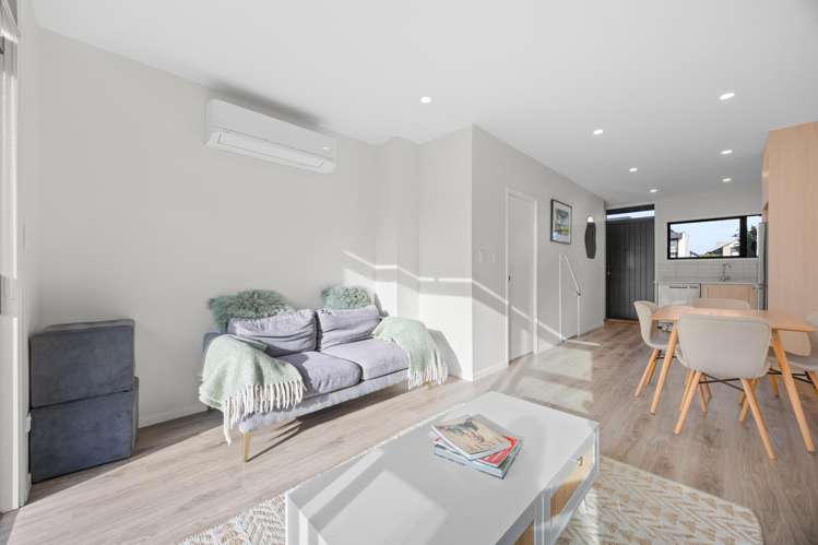 29 Treloar Crescent Hobsonville_9