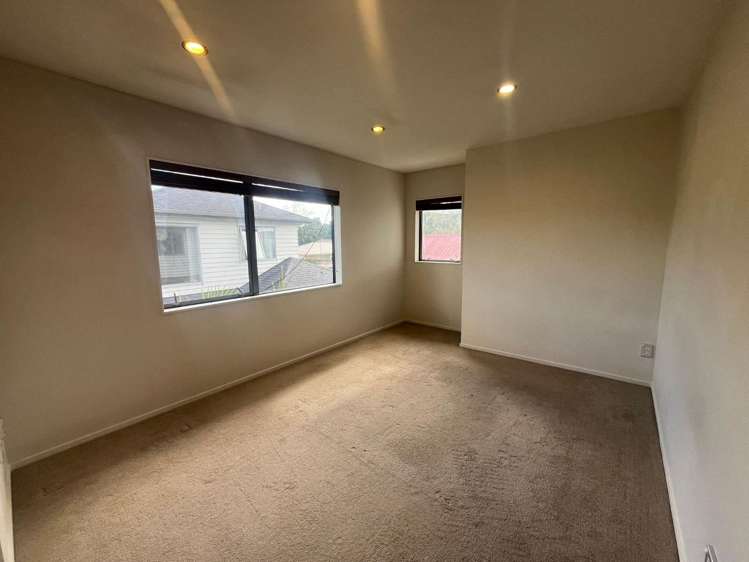 1/260A Rosebank Road Avondale_8