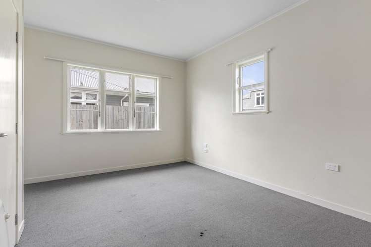 48 Premier Avenue Point Chevalier_6