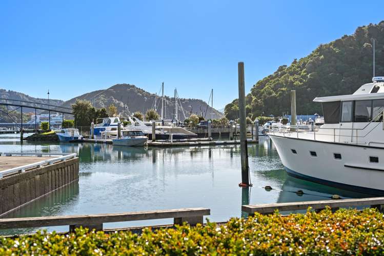 37 Waikawa Road Picton_35