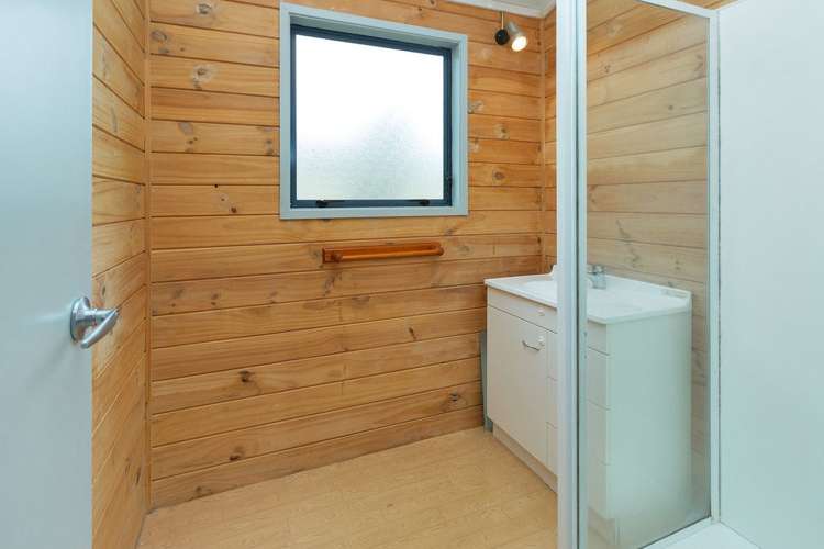 3 Clotworthy Crescent Onerahi_13