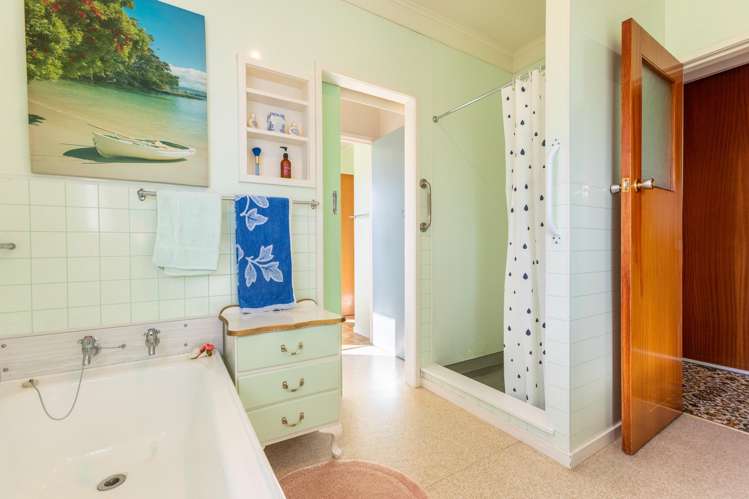 25 Guy Street Dannevirke_16