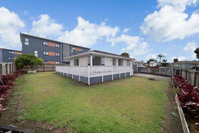 2/1 Funnell Place Manurewa_1