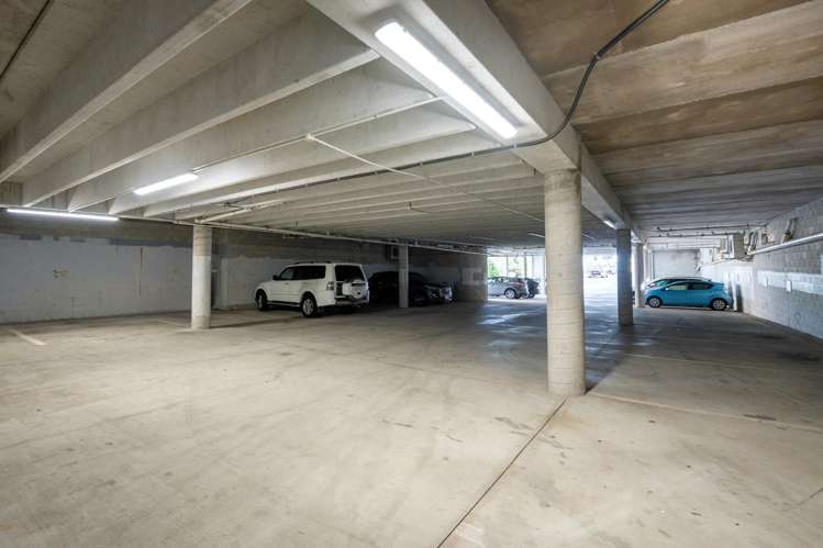 Unit 8/37 Moore Street Howick_3