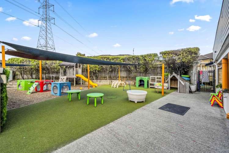 20 McKittrick Avenue Flat Bush_6