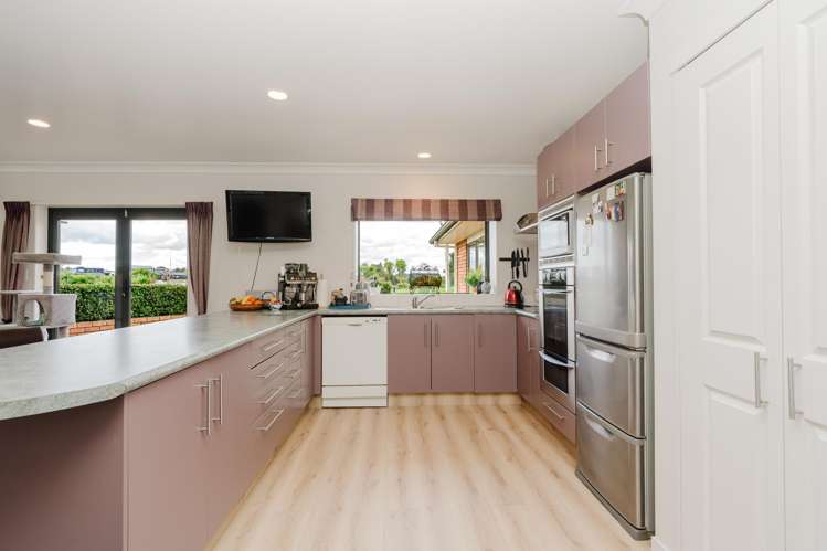 1 Millthorpe Crescent Pukete_5
