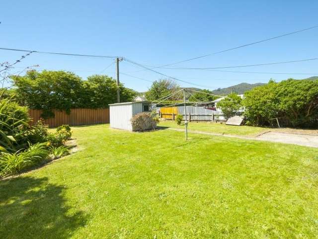 7 Hewer Crescent Naenae_1