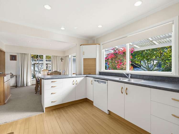 43 High Street Glenholme_11