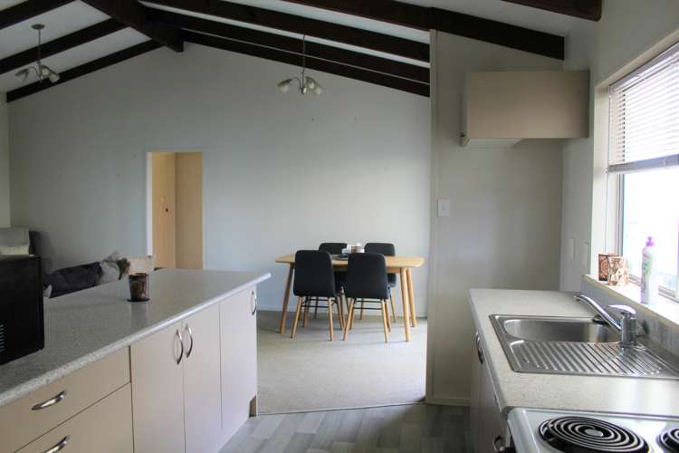 54 Swinburn Street Dannevirke_15