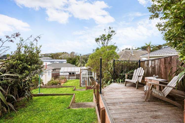 32 Horokiwi Road West Newlands_13