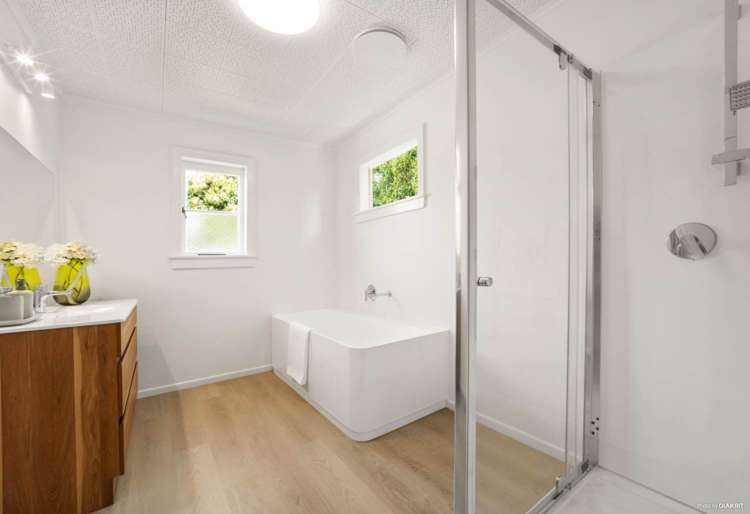 24 Taikata Road Te Atatu Peninsula_10