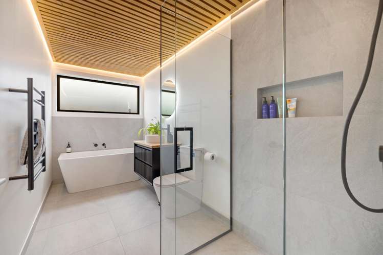 14 Waterfowl Road Jacks Point_33