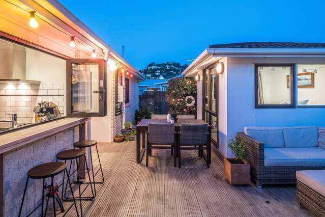 2/50 Devonshire Road Miramar_1