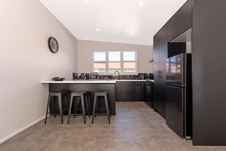 11 Endcliffe Road Kaiti_3