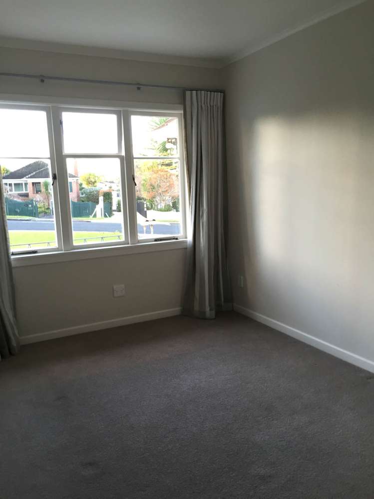 69 Beach Road Te Atatu Peninsula_9