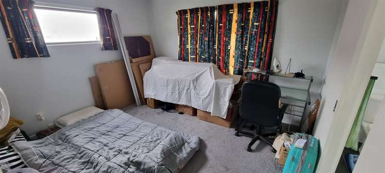 8a Fruitvale Road New Lynn_11