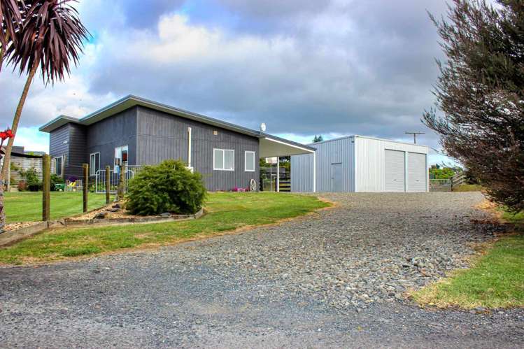 21A Blucks Road_0