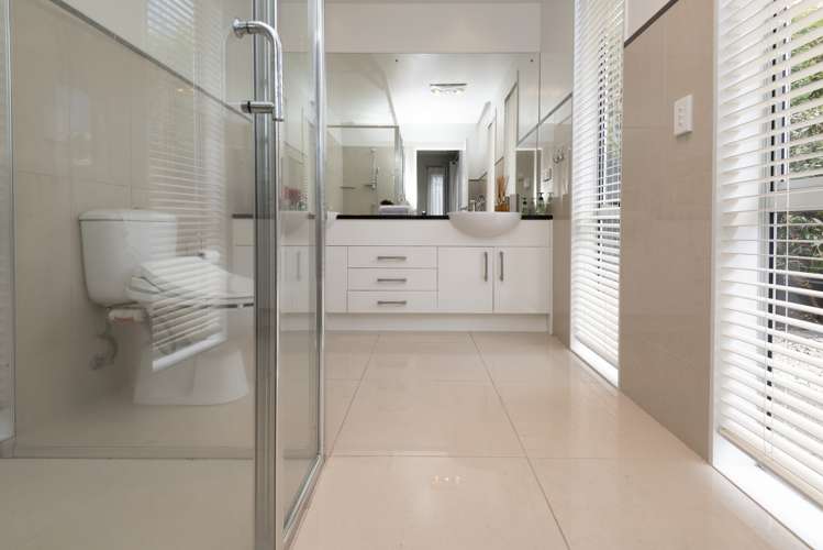 12 Tranquility Rise Mellons Bay_16