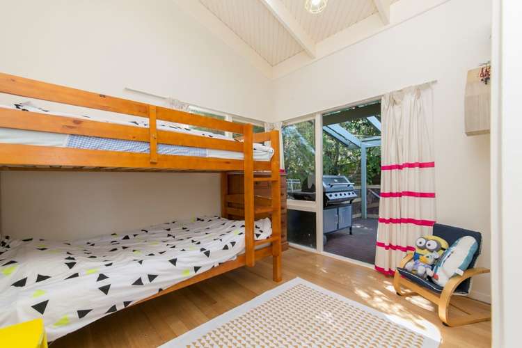 21 Tinopai Road Titirangi_14