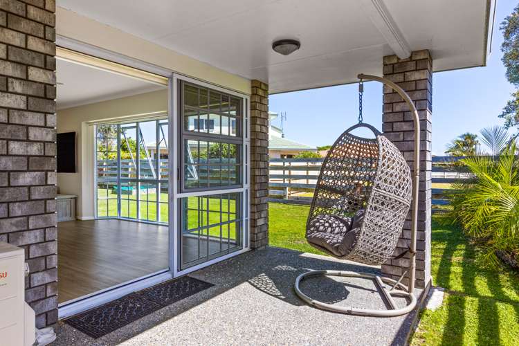 33 Maygrove Drive Orewa_11
