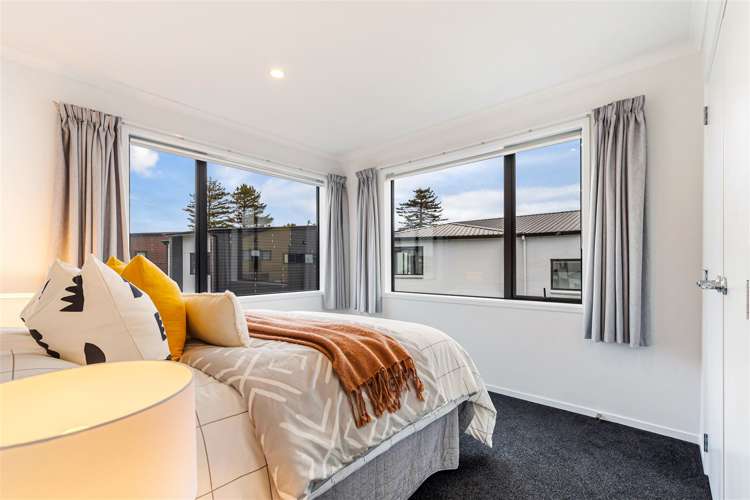 10 Frank Gill Road Hobsonville_16